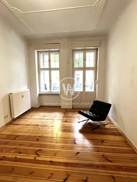 Ruhige Altbauwohnung im Herzen Neuköllns, EG, Dielenböden, kl. Duschbad, Balkon — photo 1